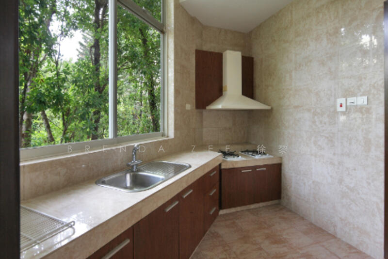 BUKIT SEDAP ROAD, GCB with Pool for Rent