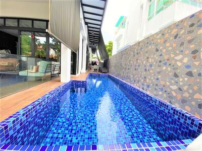 For Sale - ⭐STAR BUY!✅5years old FREEHOLD Bungalow in D15✅Pool & Lift