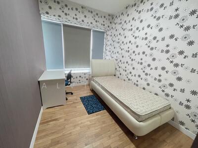 For Rent - The Centris