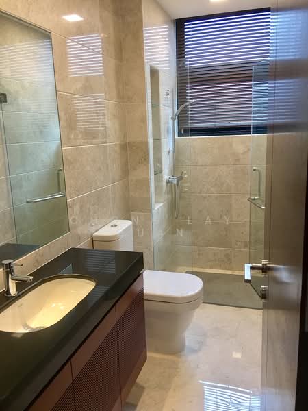 Spacious modern house in central downtown location, Jalan Tupai, 6 Bedrooms, 4,860 sqft, Semi-Detached House For Rent, by Chong Lay Guan, 23981032 - PropertyGuru.com.sg