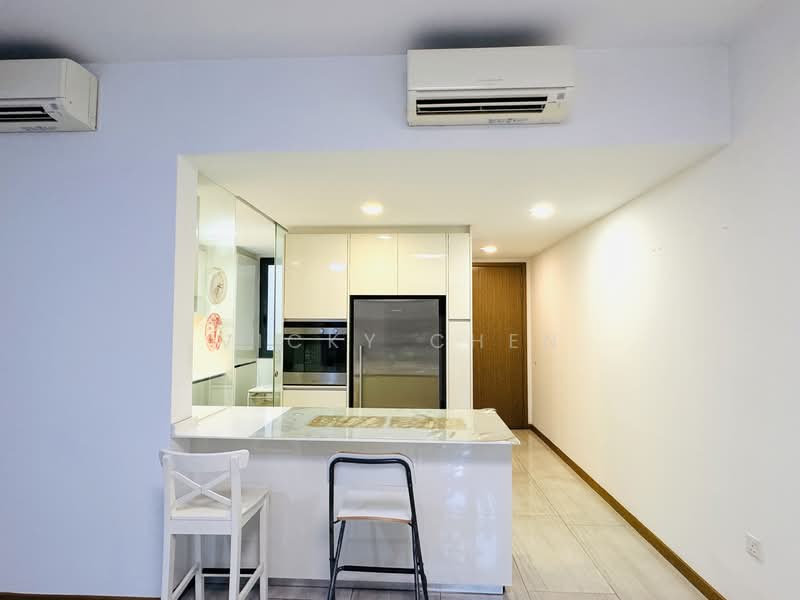 Lakeville, 1 Jurong Lake Link, 3 Bedrooms, 990 sqft, Condominium For Rent, by Vicky Chen, 23981258 - PropertyGuru.com.sg
