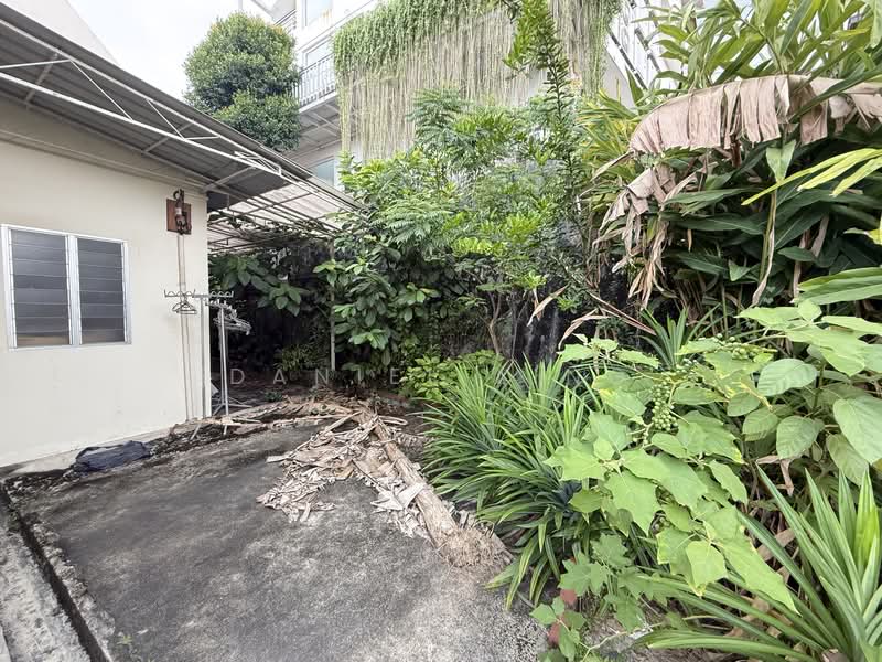 ~600m Walk to Sixth Ave MRT Station @Lotus Vicinity, Lotus Ave/Lily Ave/Lantana Ave/Sixth Ave, 4 Bedrooms, 2,800 sqft, Semi-Detached House For Sale, by Daniel Ling, 23982082 - PropertyGuru.com.sg
