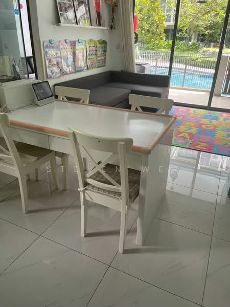 Palm Isles, 40 Flora Drive, 2 Bedrooms, 947 sqft, Condominium For Rent, by Steven Wen, 23985927 - PropertyGuru.com.sg