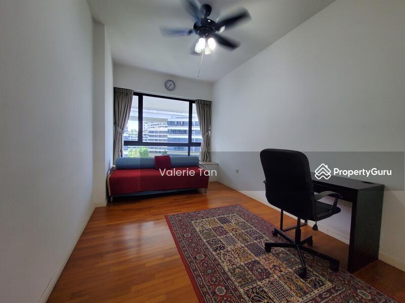 Spacious Common Bedroom