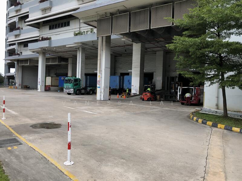 ⭐️2️⃣1️⃣ Pioneer Road / Pioneer Crescent / Pioneer Road / Jalan Buroh / Buroh Crescent / Buroh Lane, One Call View All w Vanessa! B2 B1 Warehouse Open Yard, 50,000 sqft, Factory / Workshop (B2) For Rent, by Vanessa Lai, 23986921 - CommercialGuru.com.sg
