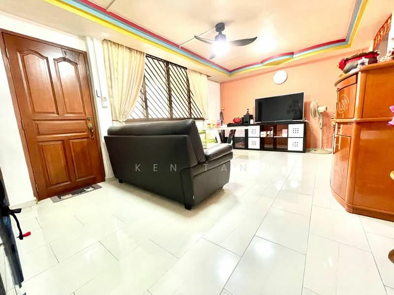247 Yishun Avenue 9, 247 Yishun Avenue 9, 3 Bedrooms, 904 sqft, HDB Flat For Sale, by Ken Tan, 23987509 - PropertyGuru.com.sg