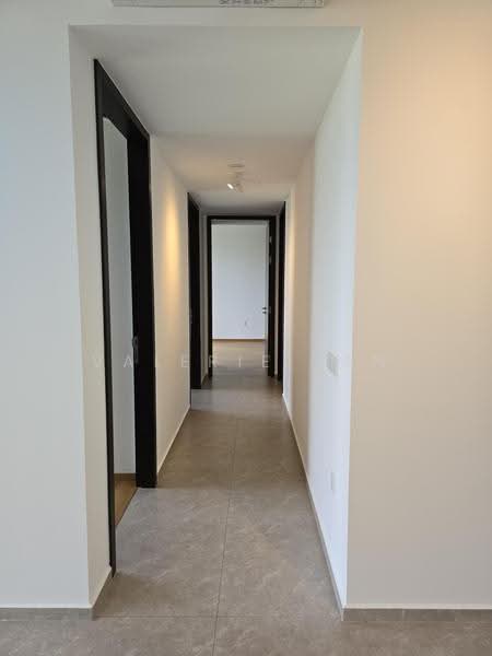 Park Colonial, 2 Woodleigh Lane, Macpherson / Potong Pasir, 3 Bedrooms, 1,023 sqft, Condominium For Rent, by Valerie Tan, 23988273 - Corridor - PropertyGuru.com.sg