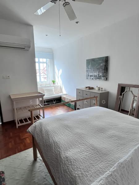 Bowmont Gardens, Bowmont Gardens, 5 Bedrooms, 3,200 sqft, Semi-Detached House For Rent, by Silvia Ang, 23989274 - PropertyGuru.com.sg