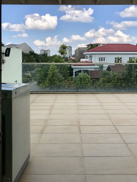Sembawang Square Estate, Sembawang Road, Sembawang / Yishun, 3 Bedrooms, 1,500 sqft, Corner Terrace For Rent, by Mohamed Noor, 23989911 - PropertyGuru.com.sg