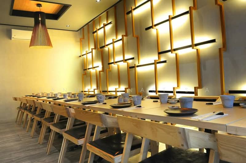 Suntec City, Millenium Walk, Raffles CityRaffles City, Raffles City, City Hall, 1,000 sqft, Food & Beverage For Rent, by Jeannie Anastasia Koe 高晶晶, 23992062 - CommercialGuru.com.sg