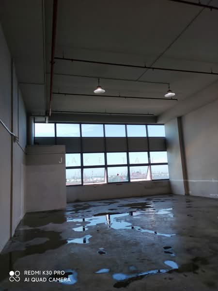 West Connect Building, 10 Buroh Street, 1,765 sqft, Factory / Workshop (B2) For Sale, by Jake Tan, 23992140 - CommercialGuru.com.sg