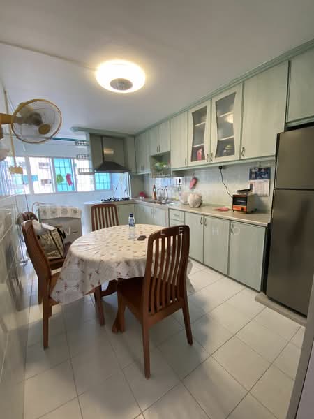 746 Yishun Street 72, 746 Yishun Street 72, 2 Bedrooms, 721 sqft, HDB Flat For Rent, by Janelle Ho, 23993806 - PropertyGuru.com.sg
