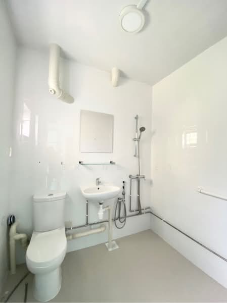 126 Pending Road, 126 Pending Road, 3 Bedrooms, 1,108 sqft, HDB Flat For Rent, by Serene Tey, 23994323 - PropertyGuru.com.sg