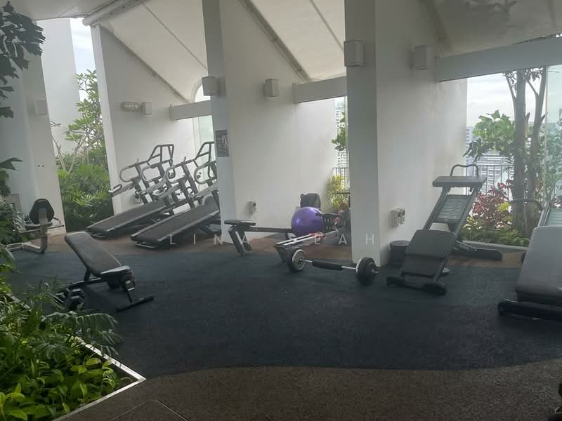 Kallang Riverside, 51 Kampong Bugis, 2 Bedrooms, 1,000 sqft, Condominium For Rent, by Lina Seah, 23994762 - Condo gym - PropertyGuru.com.sg