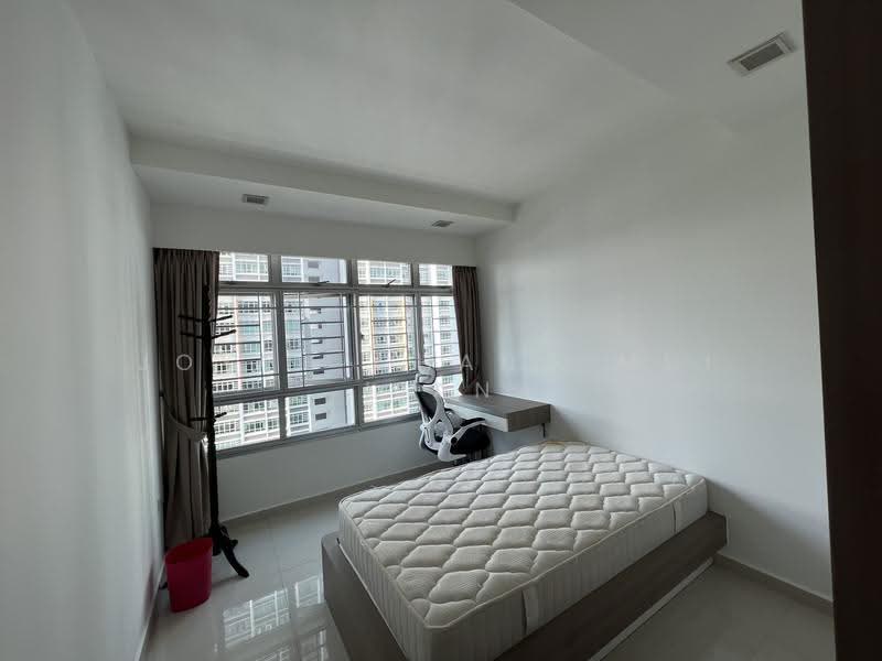 28 Ghim Moh Link, 28 Ghim Moh Link, Tanglin / Holland / Bukit Timah, 3 Bedrooms, 990 sqft, HDB Flat For Rent, by Joyce Chang Mui Lian, 23996151 - Bedroom2 - PropertyGuru.com.sg