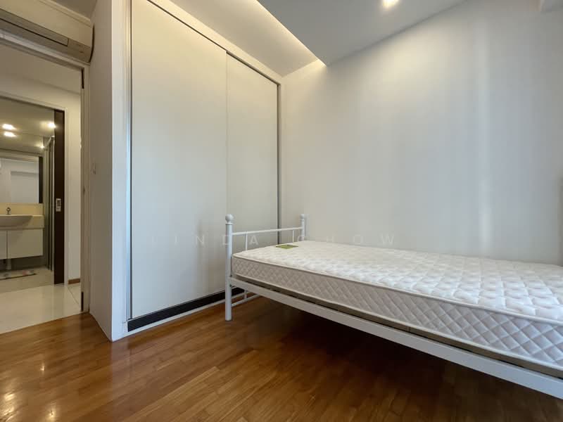 Pinnacle @ Duxton, 1 Cantonment Road, 3 Bedrooms, 1,152 sqft, HDB Flat For Rent, by Linda Chow, 23996376 - Common room 2 is a single white metal frame bed - PropertyGuru.com.sg
