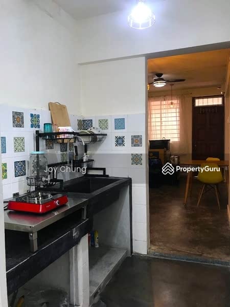 Kitchen/Pantry