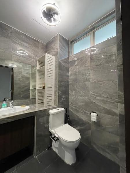 Springleaf Villas, Springleaf Crescent, Mandai / Upper Thomson, 5 Bedrooms, 5,000 sqft, Semi-Detached House For Rent, by Anne Koh 许安妮, 23998974 - Renovated Master Bathroom - PropertyGuru.com.sg