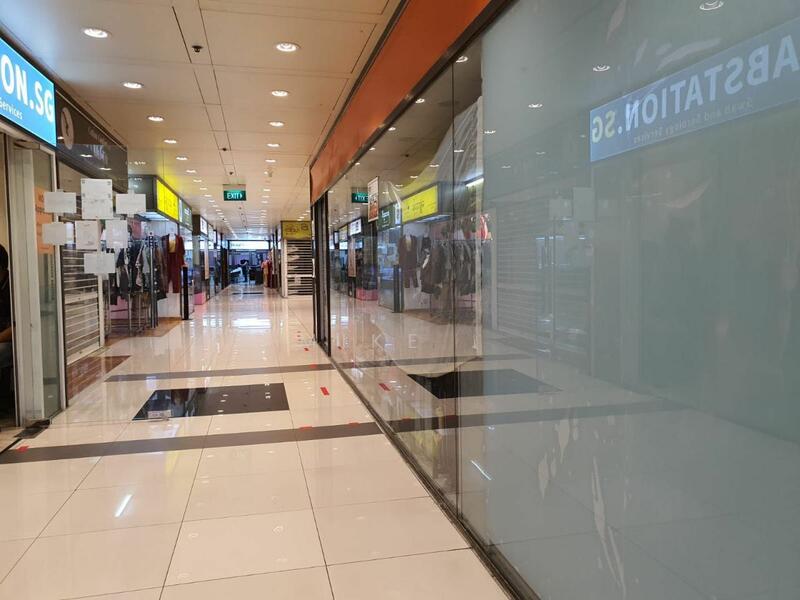 Peninsula Plaza, 111 North Bridge Road, 581 sqft, Mall Shop For Sale, by Mike ., 24000748 - CommercialGuru.com.sg