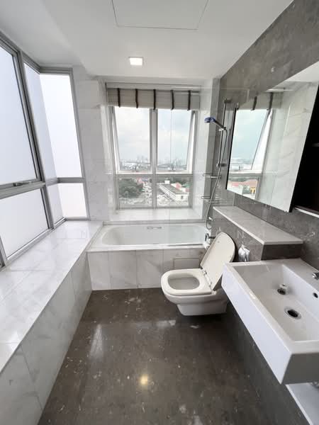 The Parc Condominium, 3 West Coast Walk, 3 Bedrooms, 1,302 sqft, Condominium For Rent, by Vince Chionh, 24001077 - PropertyGuru.com.sg