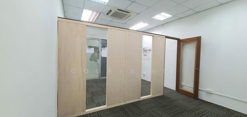 Byland Building, 135 Middle Road, 272 sqft, Mall Shop For Rent, by Couryn Ho, 24003289 - CommercialGuru.com.sg