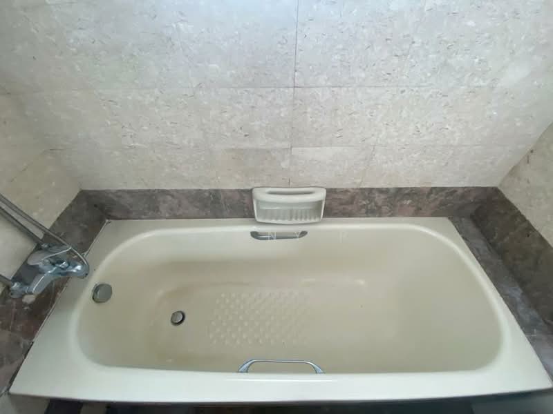 Tanjong Ria Condominium, 121 Tanjong Rhu Road, 2 Bedrooms, 807 sqft, Condominium For Rent, by Sunny R, 24003695 - PropertyGuru.com.sg