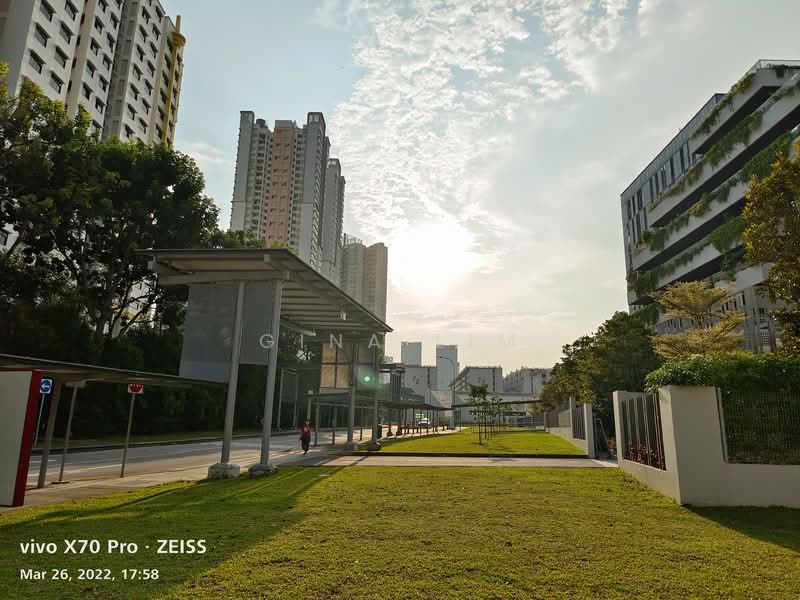 16 Taman Ho Swee, 16 Taman Ho Swee, Room Rental, 120 sqft, HDB Flat For Rent, by Gina Lim, 24004931 - Shelter walkway to MRT - PropertyGuru.com.sg