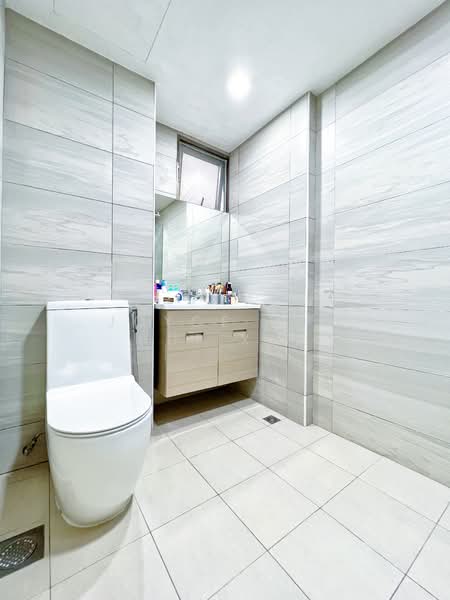 Parkview Apartments, 3 Bukit Batok Street 25, 3 Bedrooms, 1,119 sqft, Apartment For Sale, by Joyce Lye Hui Xin, 24009096 - PropertyGuru.com.sg