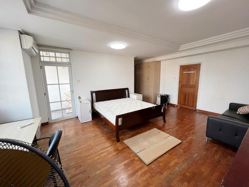 Bartley Rise Estate 23a Eden Grove House Serangoon MRT, Eden Grove, Farrer Park / Serangoon Rd, Room Rental, 300 sqft, Terraced House For Rent, by Quincy Sung, 24009803 - PropertyGuru.com.sg