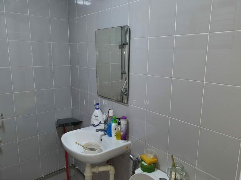 680 Hougang Avenue 8, 680 Hougang Avenue 8, 3 Bedrooms, 1,119 sqft, HDB Flat For Rent, by Lin Lew, 24010066 - PropertyGuru.com.sg