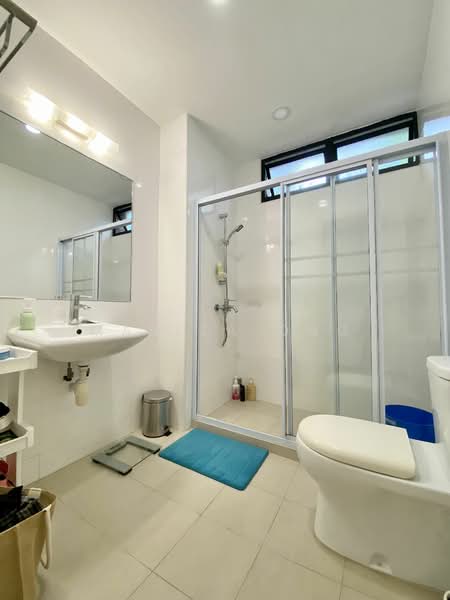 Sutton Place, 28 Farrer Road, 2 Bedrooms, 1,830 sqft, Condominium For Rent, by Marisa Ong, 24011549 - PropertyGuru.com.sg