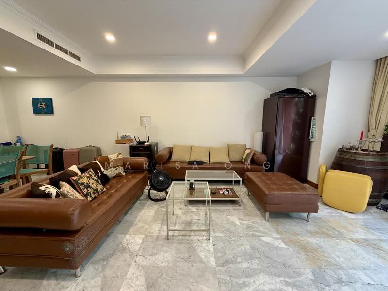 Sutton Place, 28 Farrer Road, Tanglin / Holland / Bukit Timah, 2 Bedrooms, 1,830 sqft, Condominium For Rent, by Marisa Ong, 24011549 - Living Room - PropertyGuru.com.sg