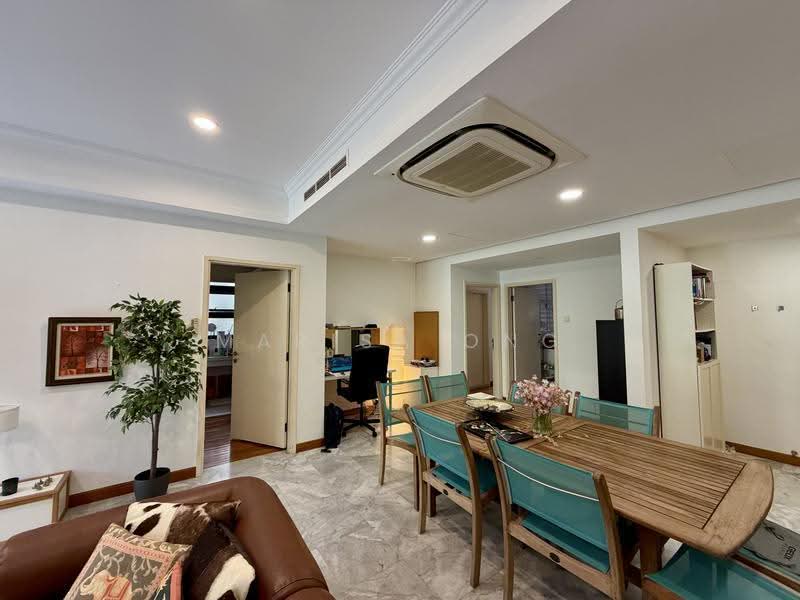 Sutton Place, 28 Farrer Road, Tanglin / Holland / Bukit Timah, 2 Bedrooms, 1,830 sqft, Condominium For Rent, by Marisa Ong, 24011549 - Living Room - PropertyGuru.com.sg