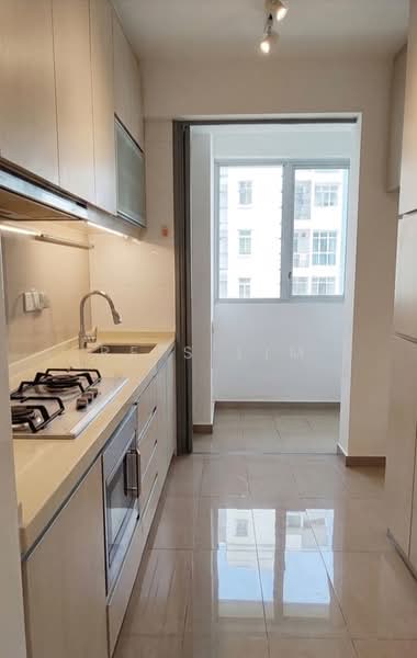 The Canopy, 79 Yishun Avenue 11, 2 Bedrooms, 872 sqft, Executive Condominium For Rent, by Reis Lim, 24011556 - Kitchen - PropertyGuru.com.sg