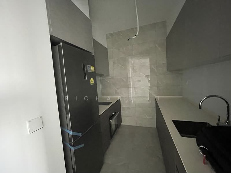 Stirling Residences, 25 Stirling Road, 2 Bedrooms, 678 sqft, Apartment For Rent, by Richard Li, 24012904 - PropertyGuru.com.sg