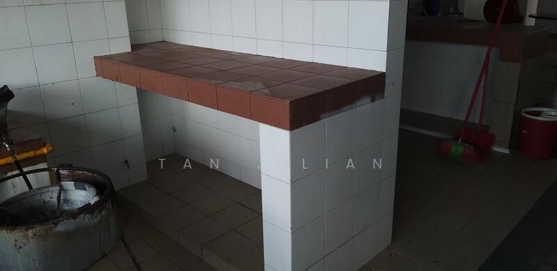 Ruby Industrial Complex, 80 Genting Lane, 150 sqft, Food & Beverage For Rent, by Tan Jilian, 24014114 - Food preparation area - CommercialGuru.com.sg