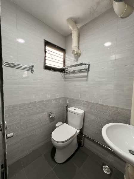 304 Clementi Avenue 4, 304 Clementi Avenue 4, 2 Bedrooms, 850 sqft, HDB Flat For Rent, by Ling Ling Jessie Guo, 24014792 - PropertyGuru.com.sg