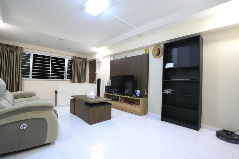 [No Longer Available] 542 Hougang Avenue 8, 542 Hougang Avenue 8, 2