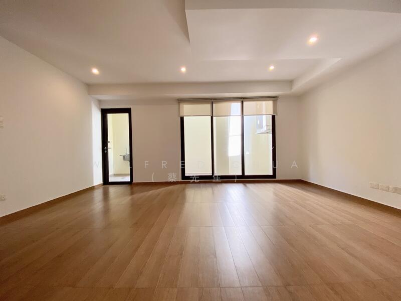 Bukit Timah, Bukit Timah / Dunearn Road /Holland Road, 5 Bedrooms, 4,930 sqft, Cluster House For Rent, by Wilfred Chua (蔡先生), 24015616 - PropertyGuru.com.sg
