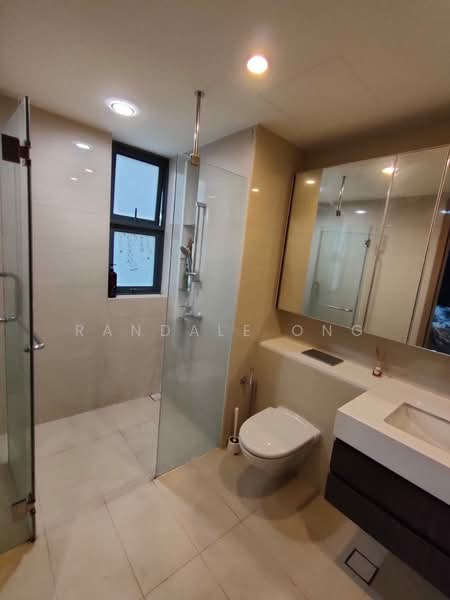 The Palette, 109 Pasir Ris Grove, 2 Bedrooms, 1,012 sqft, Condominium For Rent, by Randale Ong, 24017884 - PropertyGuru.com.sg