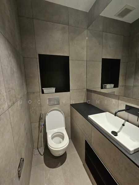 For Rent - Neil Road Conservation House Studio Loft