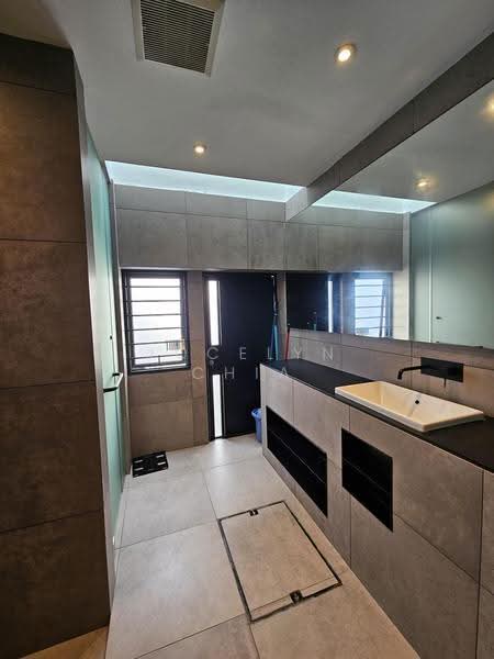 Neil Road Conservation House Studio Loft, 159 Neil Road, Chinatown / Tanjong Pagar, Studio, 250 sqft, Conservation House For Rent, by Jocelyn Chia, 24018610 - Bathroom - PropertyGuru.com.sg