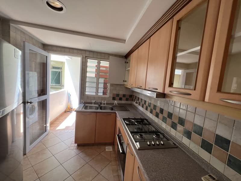 Emerald Garden, 33 Club Street, 2 Bedrooms, 947 sqft, Condominium For Rent, by Bertha Chew, 24019524 - PropertyGuru.com.sg