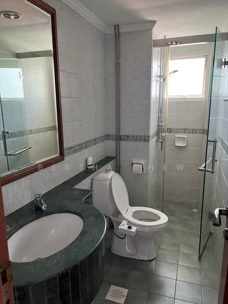 Emerald Garden, 33 Club Street, 2 Bedrooms, 947 sqft, Condominium For Rent, by Bertha Chew, 24019524 - PropertyGuru.com.sg