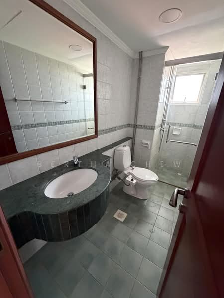 Emerald Garden, 33 Club Street, 2 Bedrooms, 947 sqft, Condominium For Rent, by Bertha Chew, 24019524 - PropertyGuru.com.sg