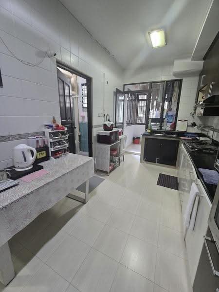 608 Jurong West Street 65, 608 Jurong West Street 65, Boon Lay / Jurong / Tuas, Room Rental, 200 sqft, HDB Flat For Rent, by Ivan Loke, 24020199 - PropertyGuru.com.sg