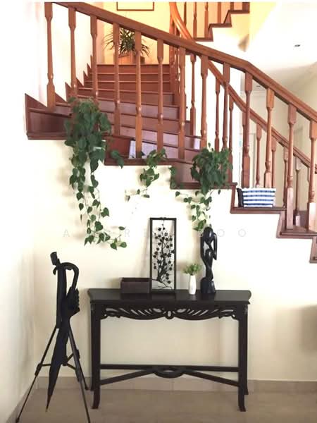 Fernhill Road, Fernhill Road, 5 Bedrooms, 2,600 sqft, Semi-Detached House For Rent, by Andrea Boo, 24020754 - PropertyGuru.com.sg