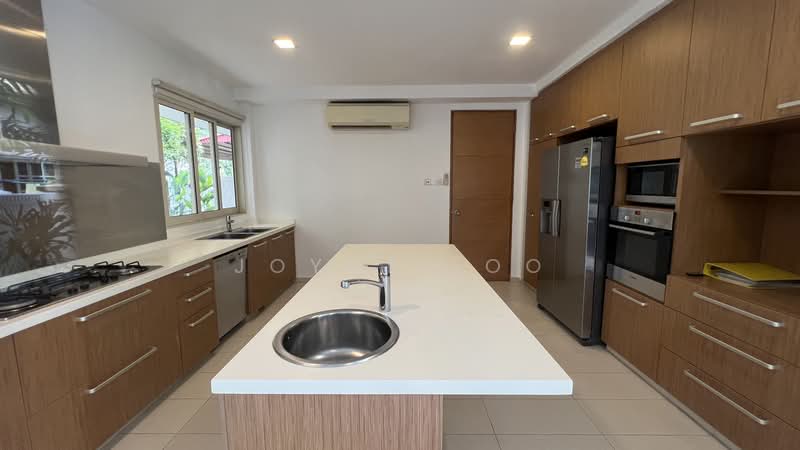 Tip Top Condition 4+1 2 Sty Landed Near Newton Novena MRT at Buckley Road, Buckley Road, 4 Bedrooms, 4,200 sqft, Semi-Detached House For Rent, by Joyce Foo, 24021582 - PropertyGuru.com.sg