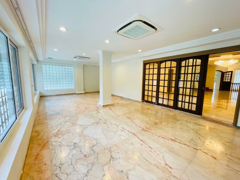 Holland Road Bungalow with Private Pool. All rooms ensuite., Holland Road, Tan Boon Chong Ave, Jalan Jelita, 7 Bedrooms, 7,500 sqft, Bungalow House For Rent, by Yoker Wong, 24021844 - PropertyGuru.com.sg