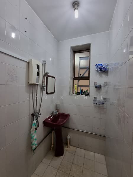 64 Tiong Poh Road, 64 Tiong Poh Road, 2 Bedrooms, 1,250 sqft, Walk-up Apartment For Rent, by James Chui, 24022210 - PropertyGuru.com.sg